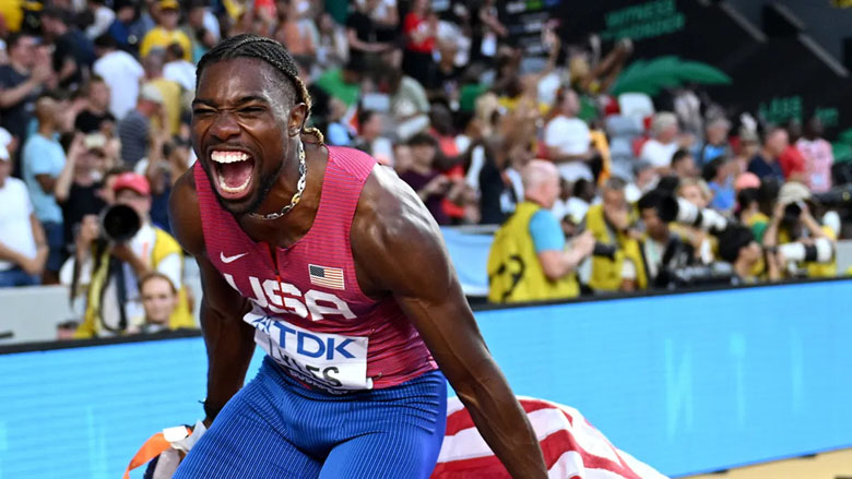 Noah Lyles recreates the achievements of Usain Bolt, won 3 in a row of the world in a row - Photo 2