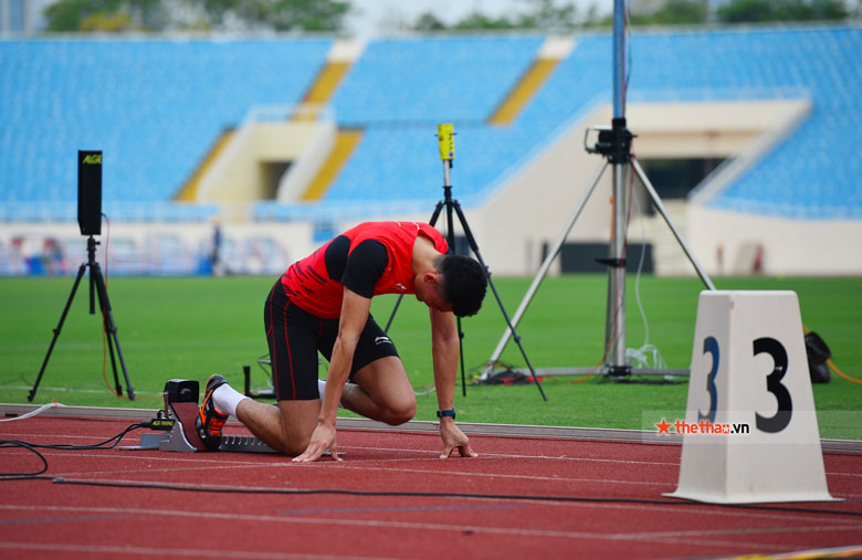 Quach Cong Lich unexpectedly removed the content of 400m at the SEA Games Athletics 31 - Photo 1