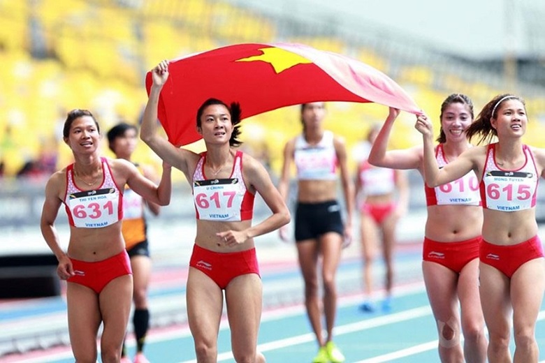 120 Vietnamese Athletics Arbitration training in Hanoi prepares for SEA Games 31 - Photo 1
