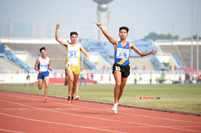 Speeding up the gold medal 1500m, Tran Van Party once more surpassed the elder on recruitment - Photo 2