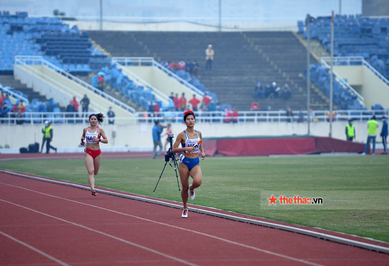 The spectacular speed of Khuat Phuong Anh helped Hanoi to the top - Photo 7