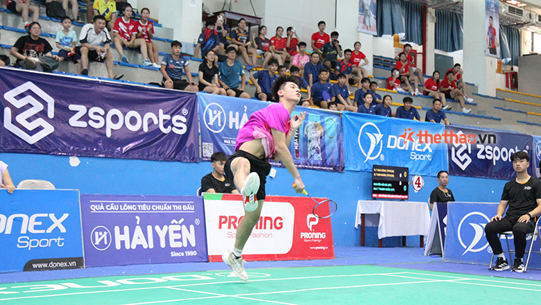 Hai Phong player Le Minh Son won the Gold Medal of the National Badminton 2025 - Photo 1