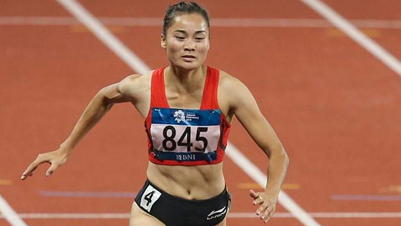 Quach Thi Lan replaced Hoang Xuan Vinh to cover the SEA Games torch 31 - Photo 1