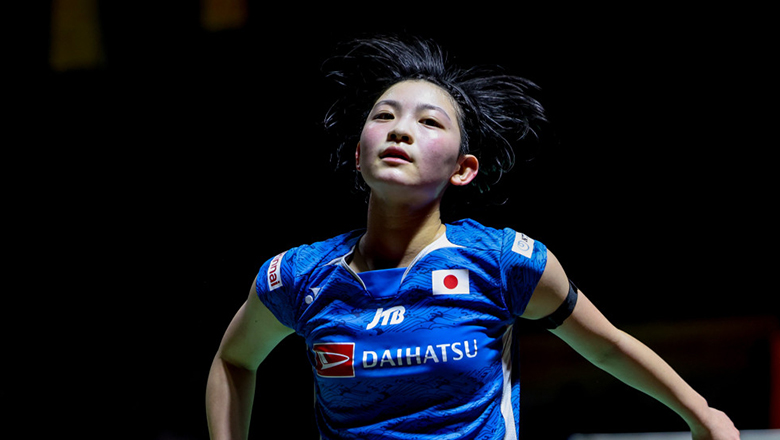 Miyazaki continues to show low form, eliminated in the first round of China - Photo 1