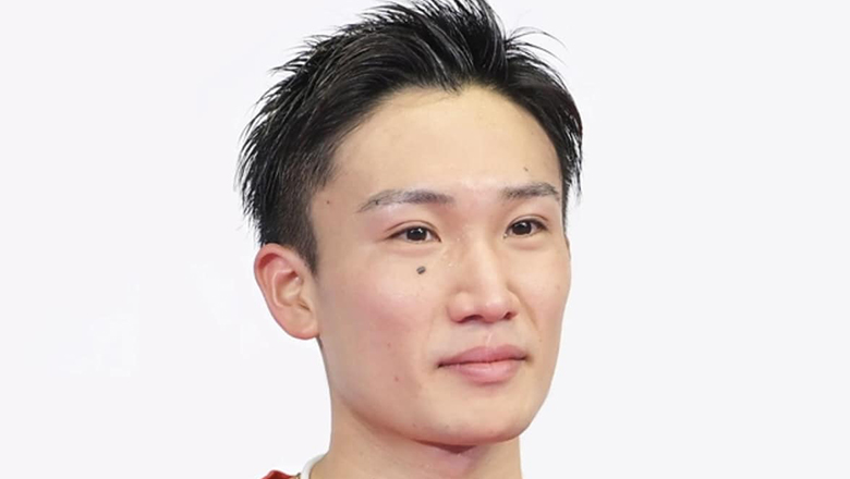 Momota surgery, definitive treatment after 1 year of international break - Photo 1