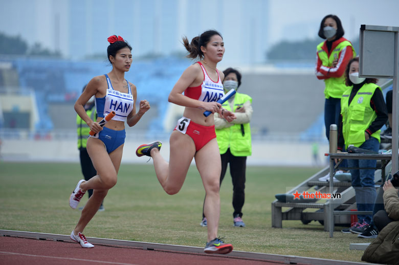 The spectacular speed of Khuat Phuong Anh helped Hanoi to the top - Photo 5