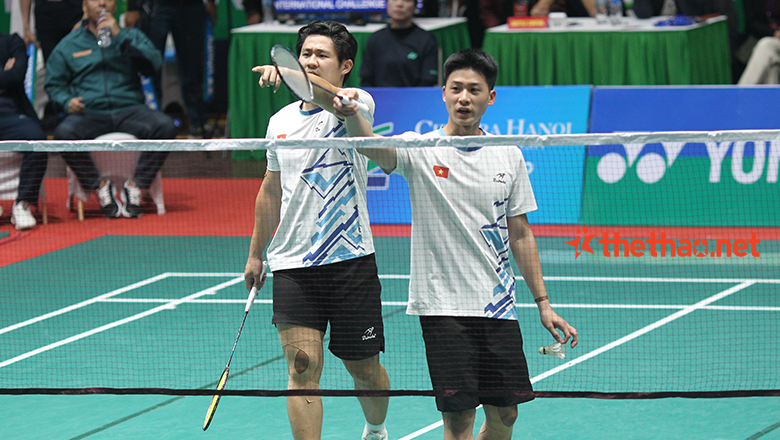 Dinh Hoang, Dinh Manh first attended the Badminton Championship - Photo 1