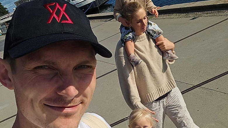 Viktor Axelsen broke up with a long -time girlfriend - Photo 1